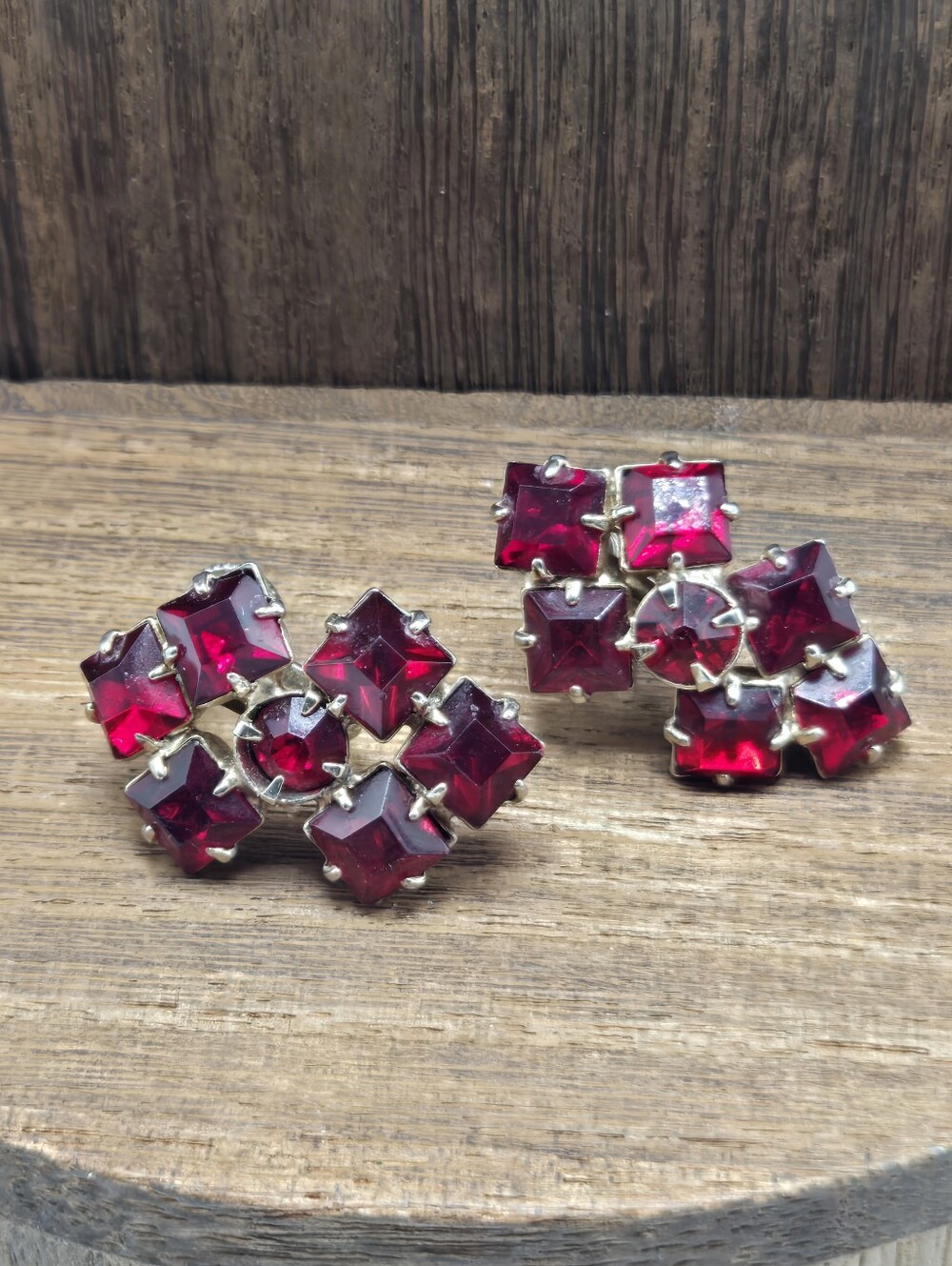 50's Red Rhinestone Earrings Clip-On Gold Tone Stud Statement Fashion Costume